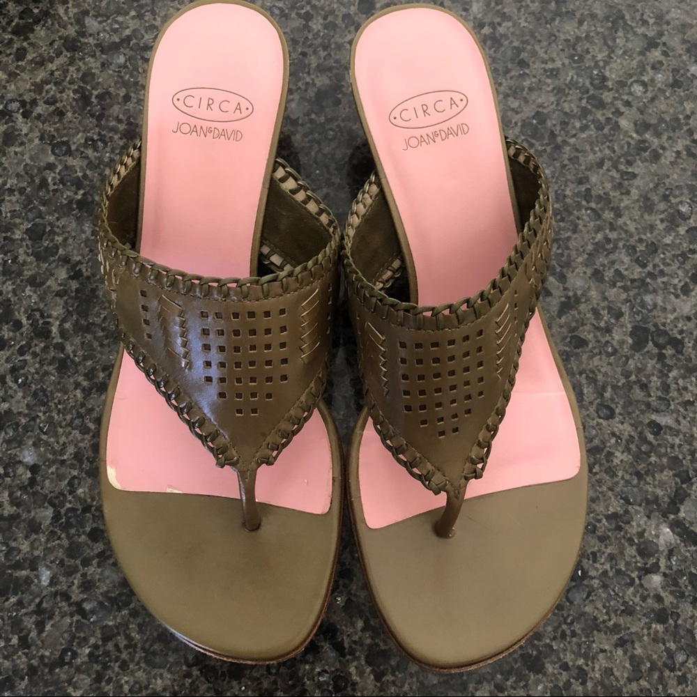 Women’s Circa heeled thong sandal by Joan & David